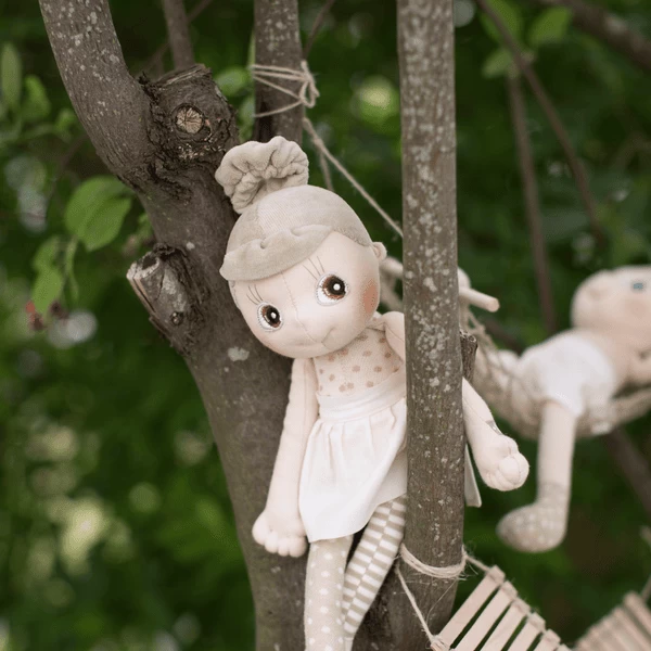 Rubens Barn Doll Iris - Ecobuds 5 Rubens Barn Doll Iris - Ecobuds - Afbeelding 3